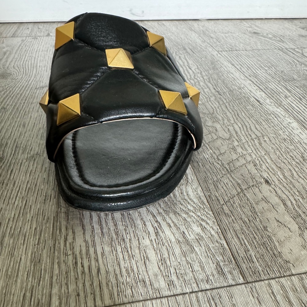 Valentino Garavani Roman Stud Flat Slide
